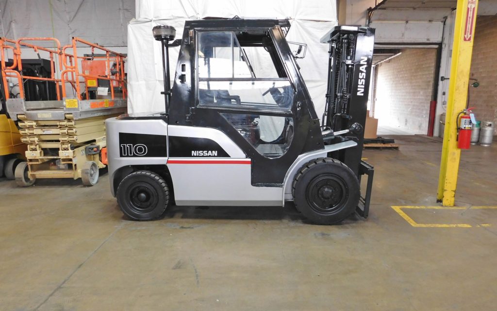  2011 Nissan PFD110Y Forklift On Sale In Indiana