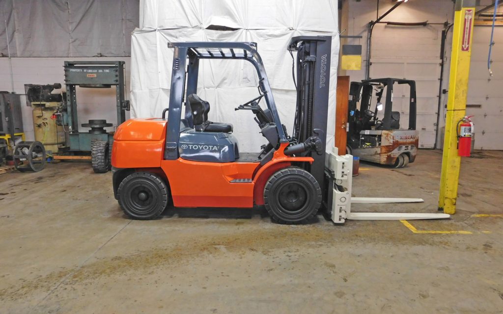  2012 Toyota 7FDU35 Forklift On Sale in Indiana